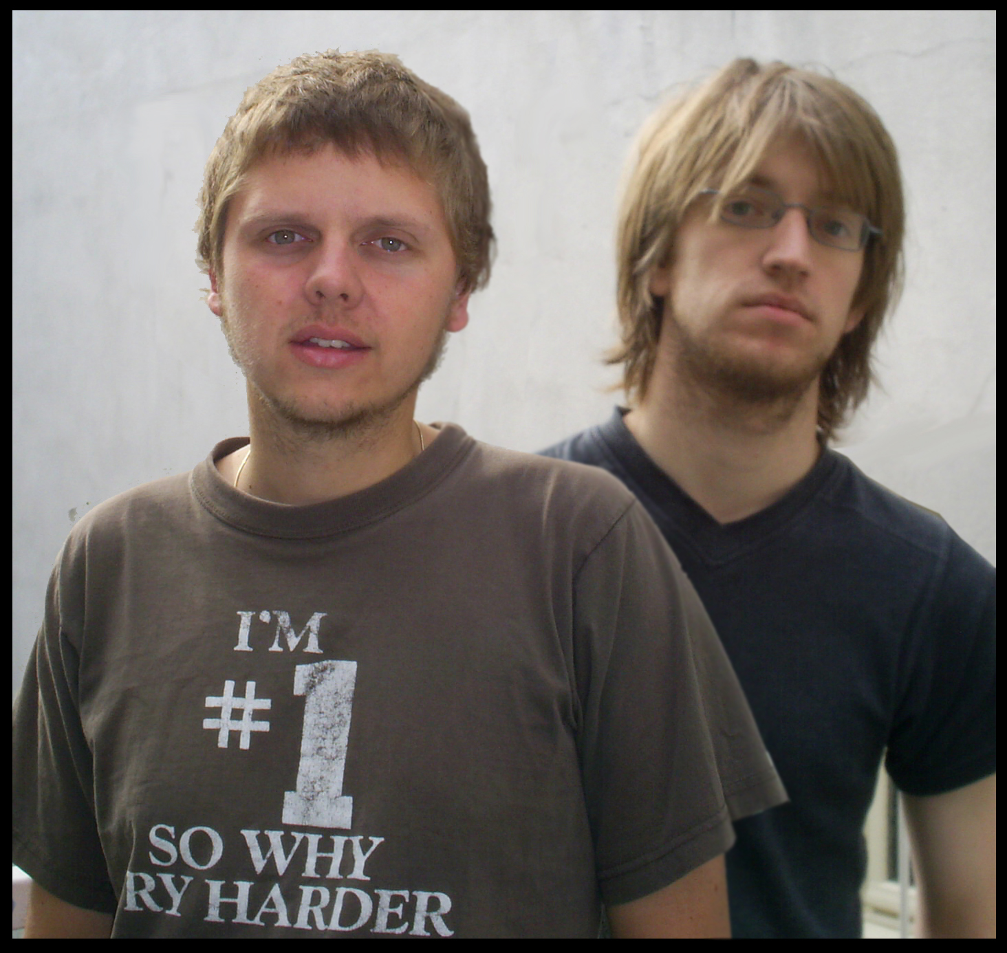 Look at them haircuts!